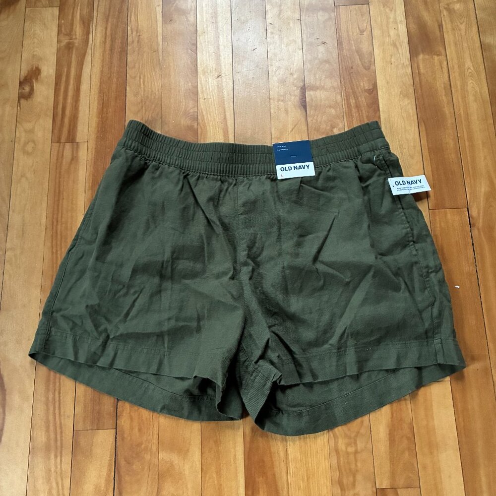 Old Navy Shorts Size Large New w/tags